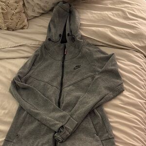 Nike Women's Heather Gray Full-Zip Hoodie, size M, barley worn